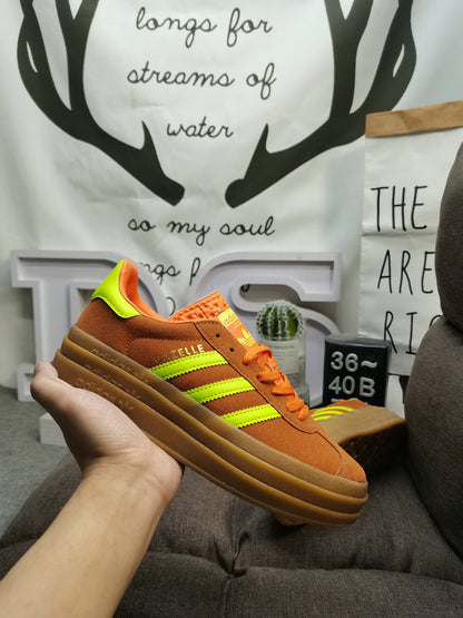 Gazelle bold solar orange