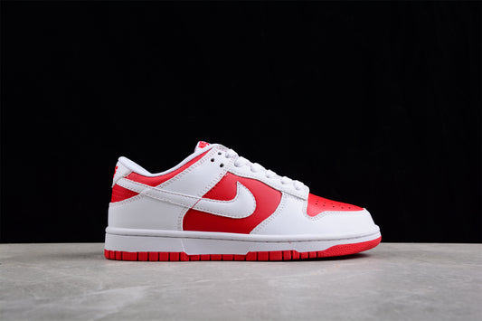 Dunk Low reverse red