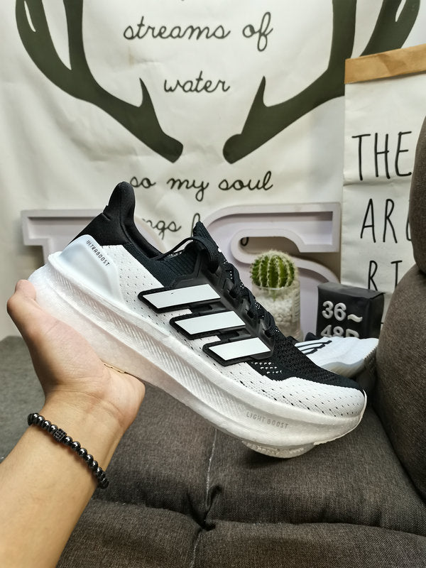 UltraBoost 5 black white