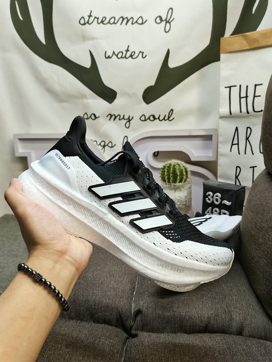 UltraBoost 5 black white