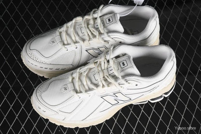 New Balance 1906R white