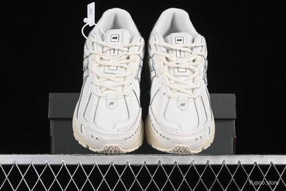 New Balance 1906R white