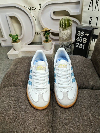 Spezial white sky