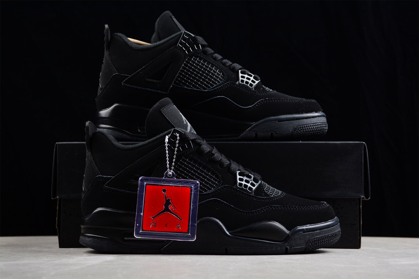 Jordan 4 black cat