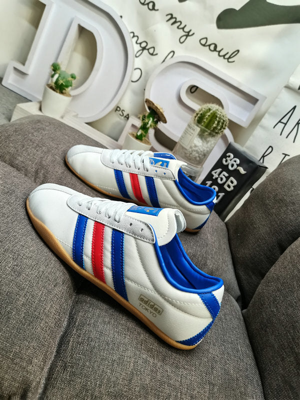 TOKYO white blue red