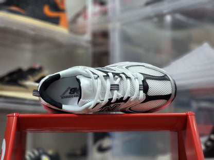 New Balance 530 white black