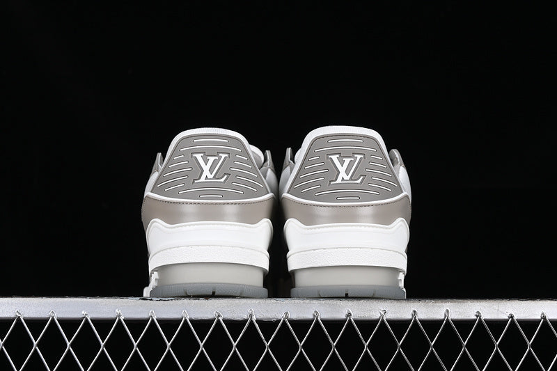 LV trainer white grey