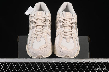 New Balance 1906R cream