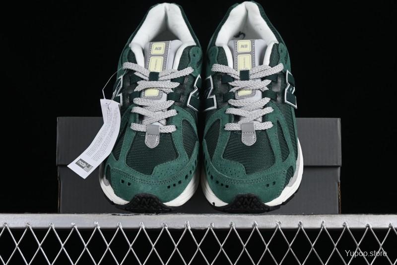 New Balance 1906R green white