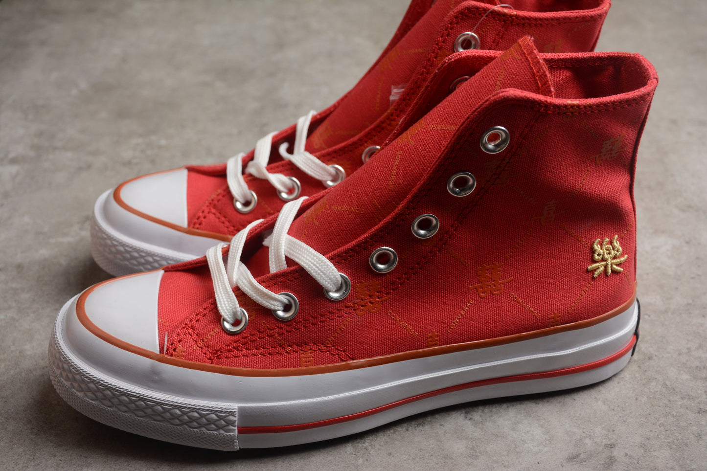 Converse varsity orange