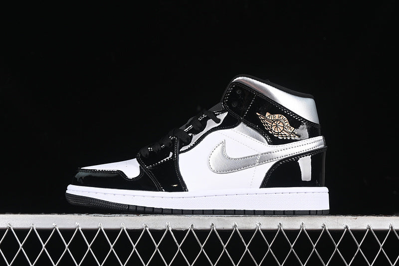 Jordan 1 Mid white black gold metallic