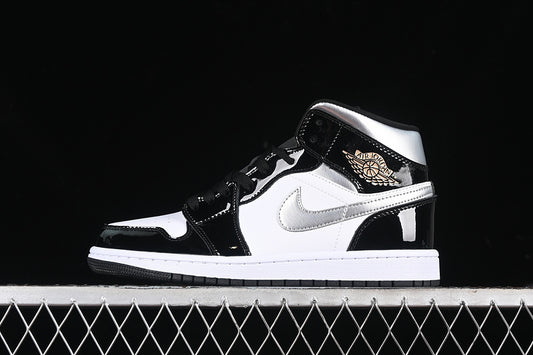 Jordan 1 Mid white black gold metallic
