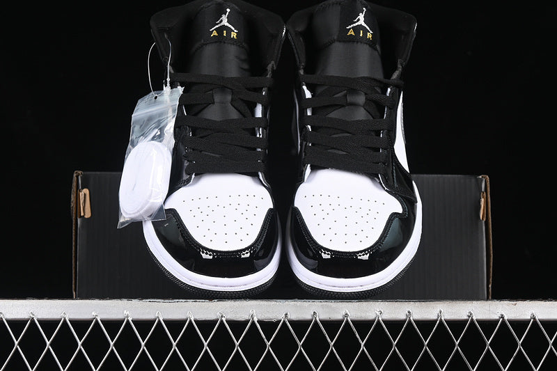 Jordan 1 Mid white black gold metallic