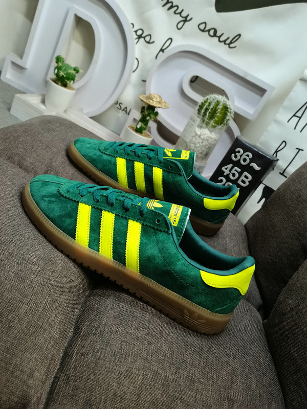 Bermuda military yellow