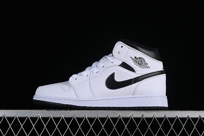 Jordan 1 Mid white black