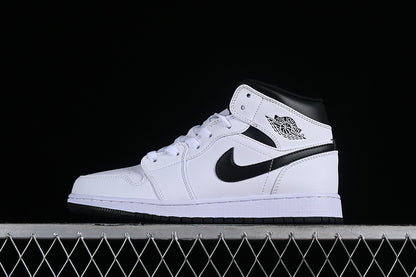 Jordan 1 Mid white black