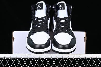 Jordan 1 Mid panda