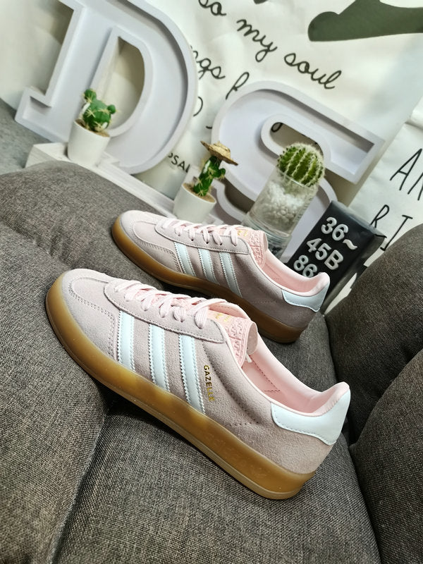 Gazelle indoor sandy pink