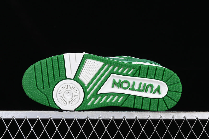 LV trainer green white