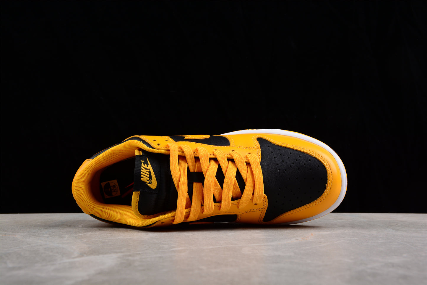 Dunk Low goldenrod