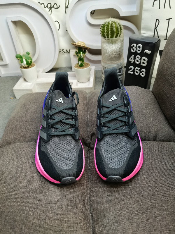 UltraBoost 5 black blue purple