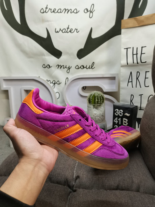 Gazelle indoor purple orange