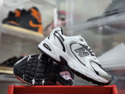 New Balance 530 white black
