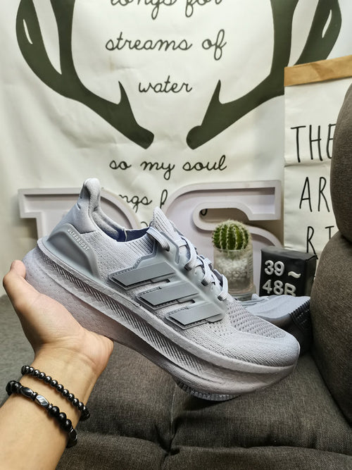 UltraBoost 5 smoke grey