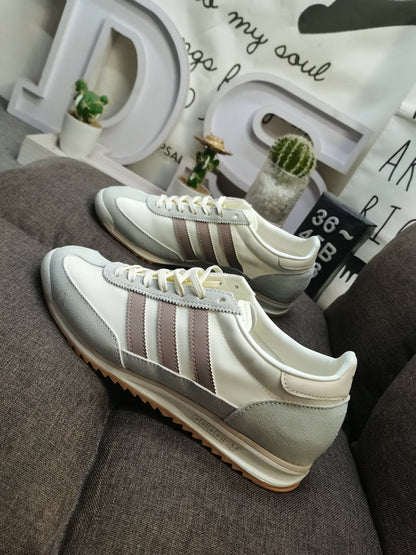 SL 72 white beige