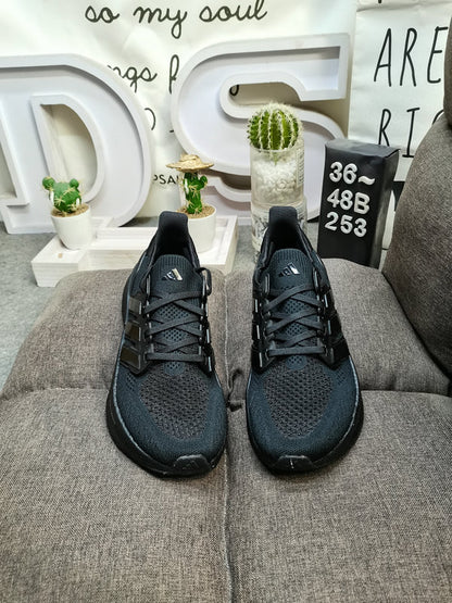 UltraBoost 5 black