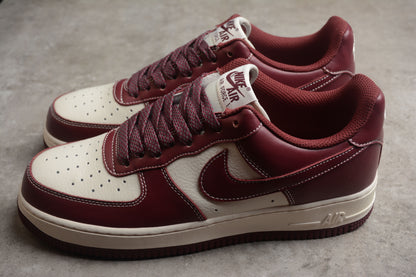 Air Force 1 burgundy white