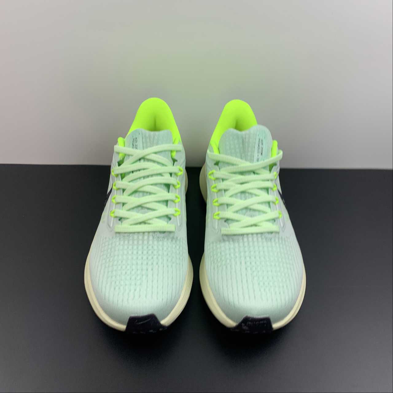 Zoom Pegasus 39 fluorescent green