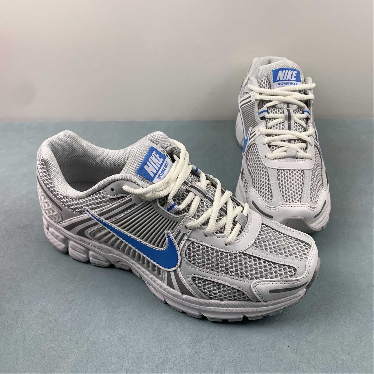 Zoom Vomero 5 grey blue