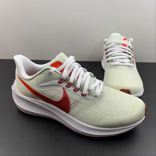 Zoom Pegasus 39 cream red