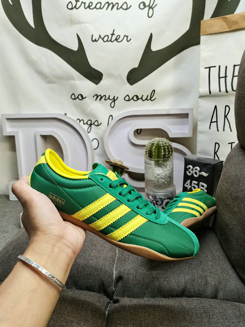 TOKYO green yellow