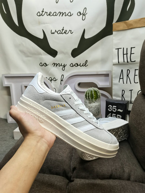 Gazelle bold light grey