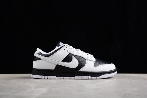 Dunk Low reverse panda