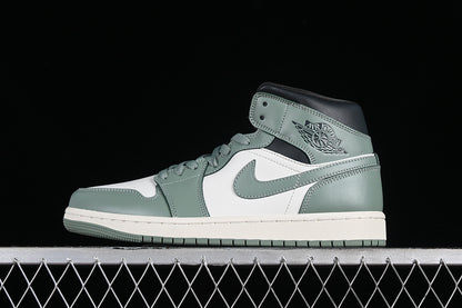 Jordan 1 Mid jade smoke