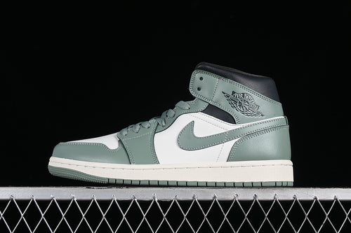 Jordan 1 Mid jade smoke