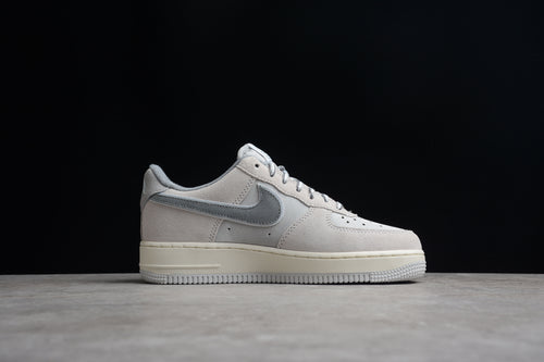 Air Force 1 athletic club grey