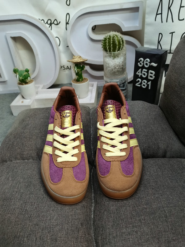 Gazelle indoor burgundy yellow