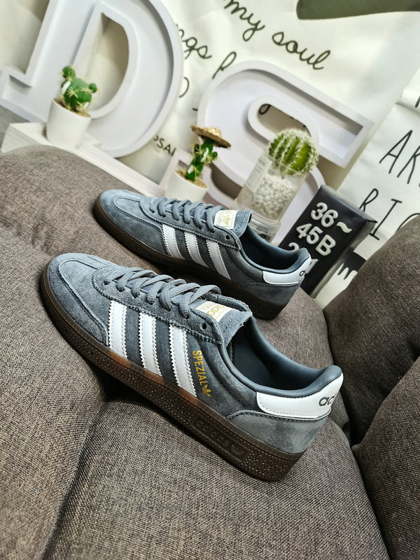 Spezial wolf grey