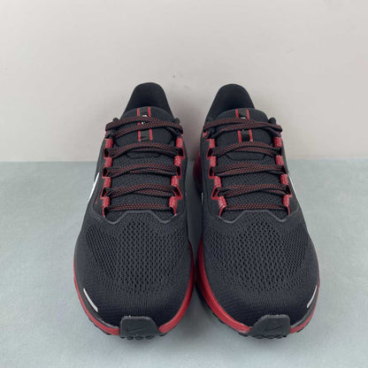 Zoom Pegasus 41 black red