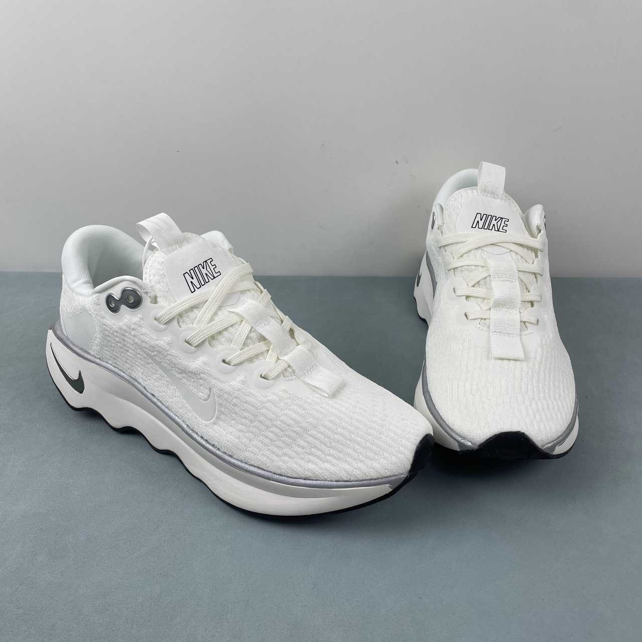 Motiva white