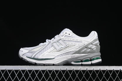 New Balance 1906R white light grey