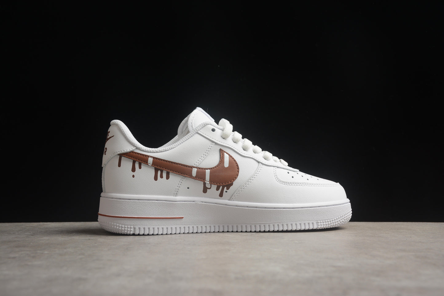 Air Force 1 white melted brown