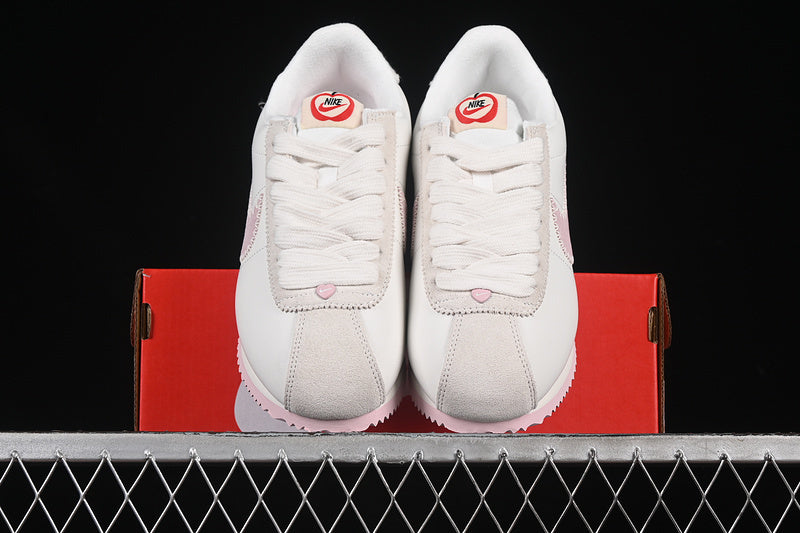 Cortez white pink