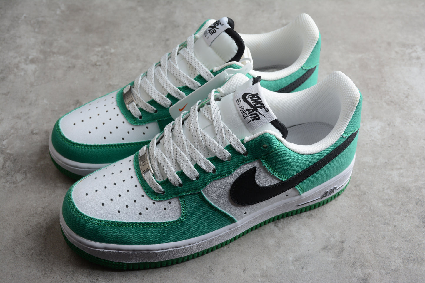 Air Force 1 court green vision