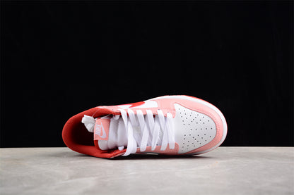 Dunk Low red pink